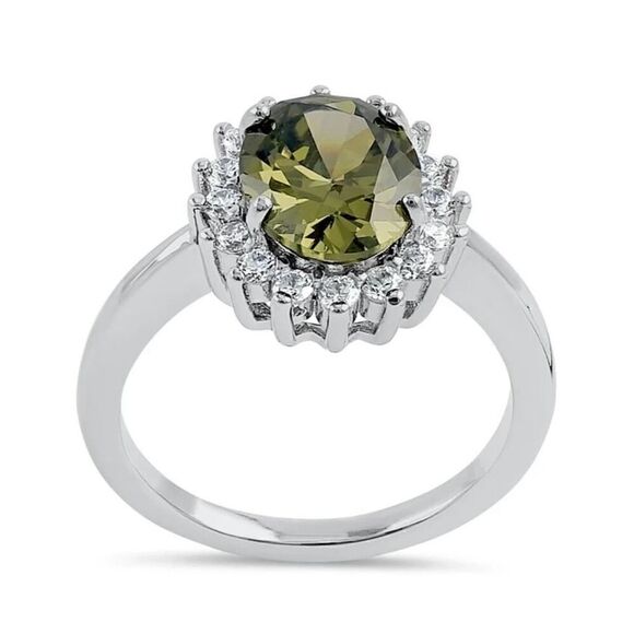 New Sterling Silver Peridot Oval Ring - Picture 3 of 4